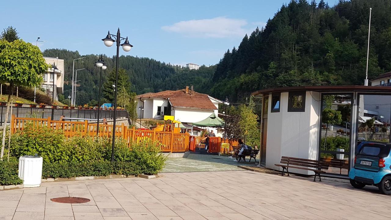 "Вила Баните" Buitenkant foto